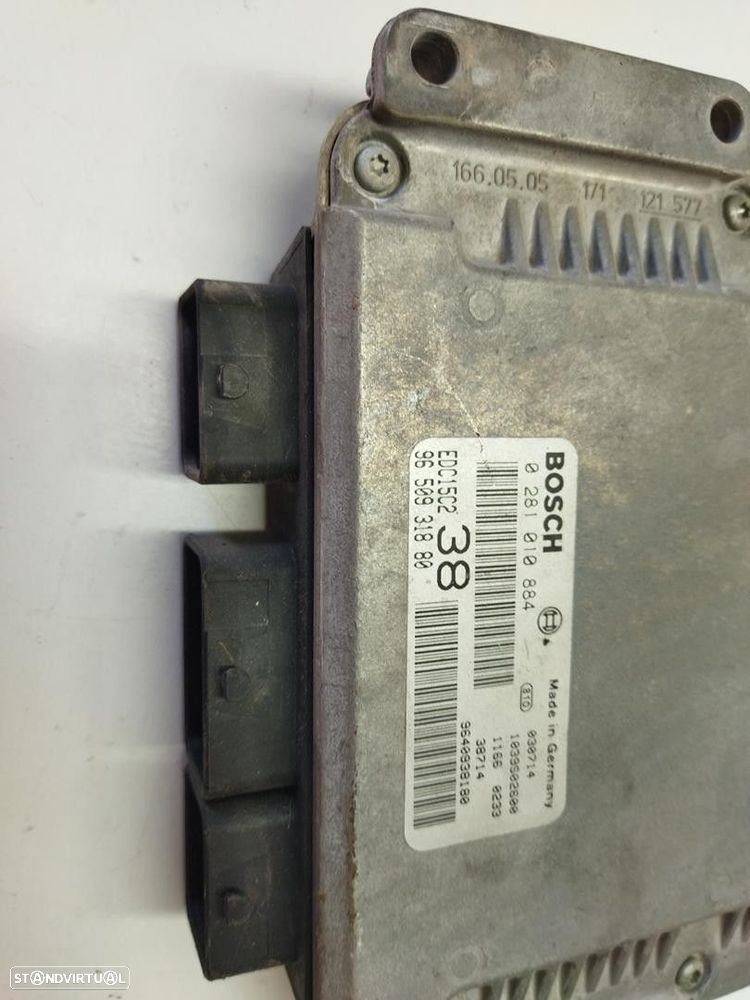 CENTRALINA MOTOR UCE FIAT SCUDO COMBINATO 2004 -0281010884 - 2