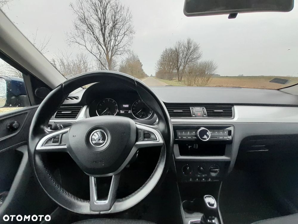 Skoda RAPID 1.2 TSI Ambition - 15