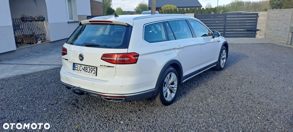Volkswagen Passat Alltrack - 4