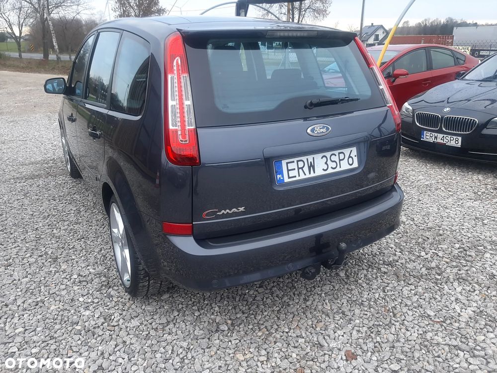 Ford C-MAX - 12