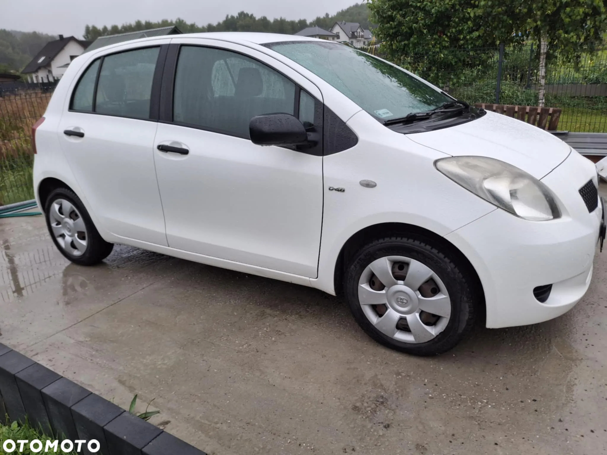 Toyota Yaris - 2