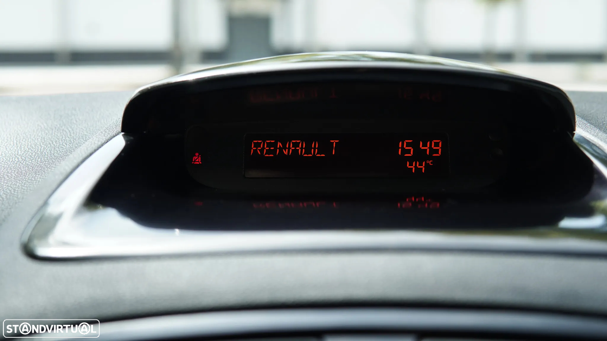Renault Clio 2.0 16V Sport - 40