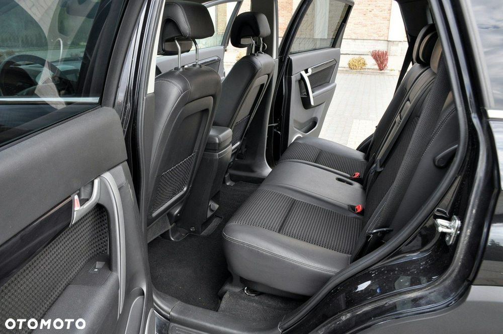 Chevrolet Captiva - 21