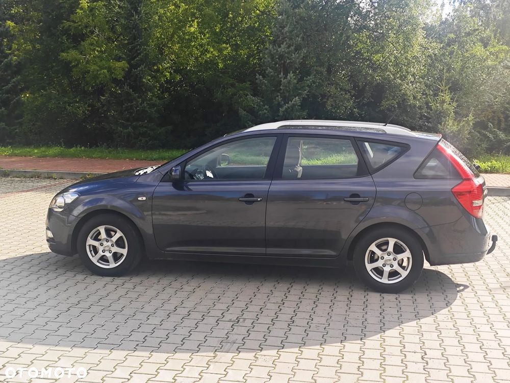 Kia Ceed Cee'd 1.6 Crdi Comfort + - 9