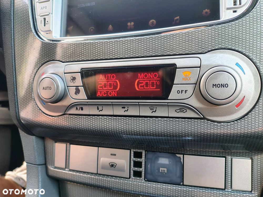 Ford Focus 1.8 Sport - 29