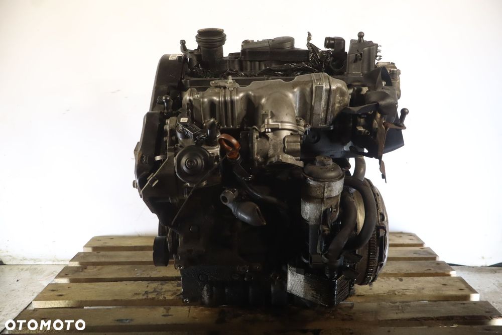 SILNIK  VOLKSWAGEN PASSAT CC 2.0TDI 140KM CBA TEST FILM - 7