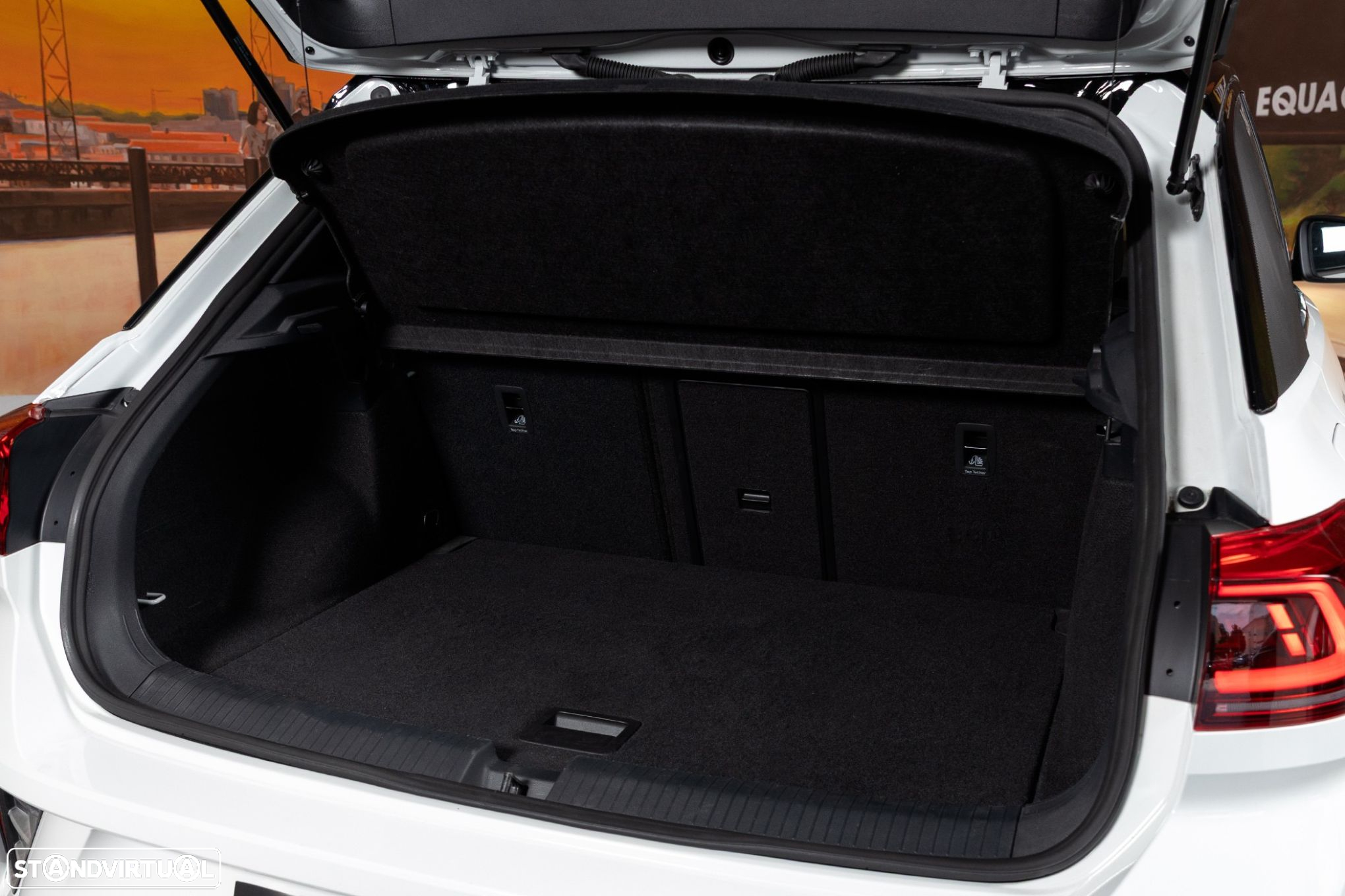 VW T-Roc 1.5 TSI R-Line DSG - 29