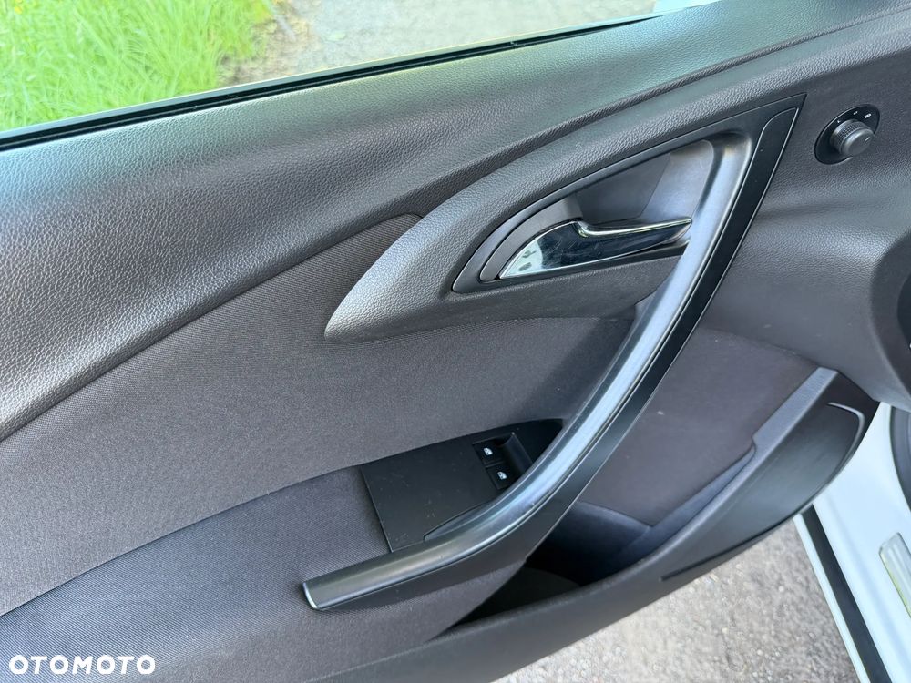 Opel Astra 1.6 ecoFLEX Start/Stop - 15