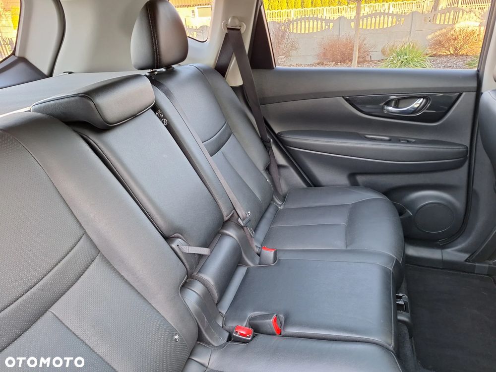 Nissan X-Trail 1.7 dCi Tekna 2WD Xtronic - 20