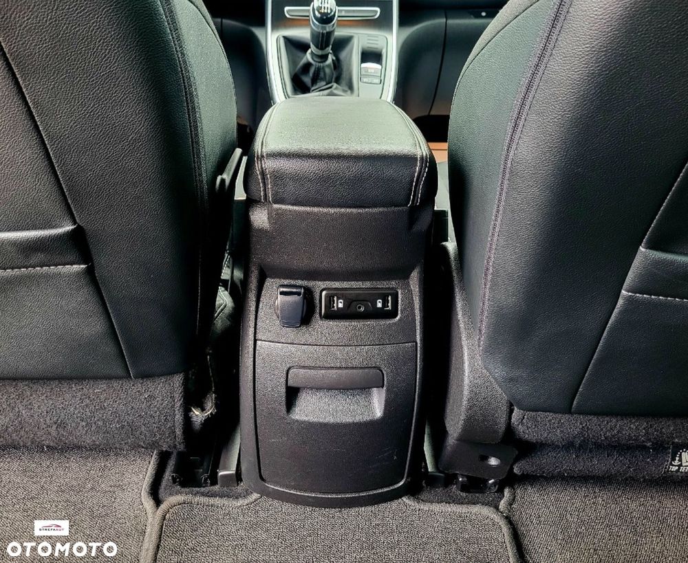 Renault Scenic - 36