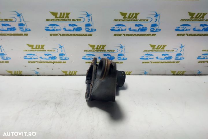 Suport motor 1.8 b apt 037103772b Audi A6 4B/C5 seria - 1