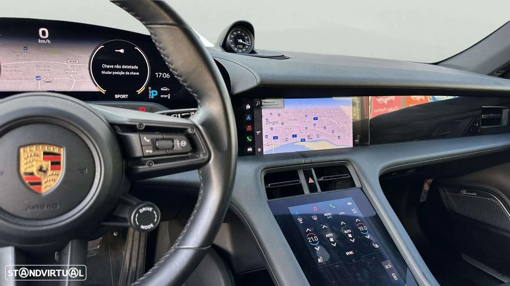 Porsche Taycan 4S - 11