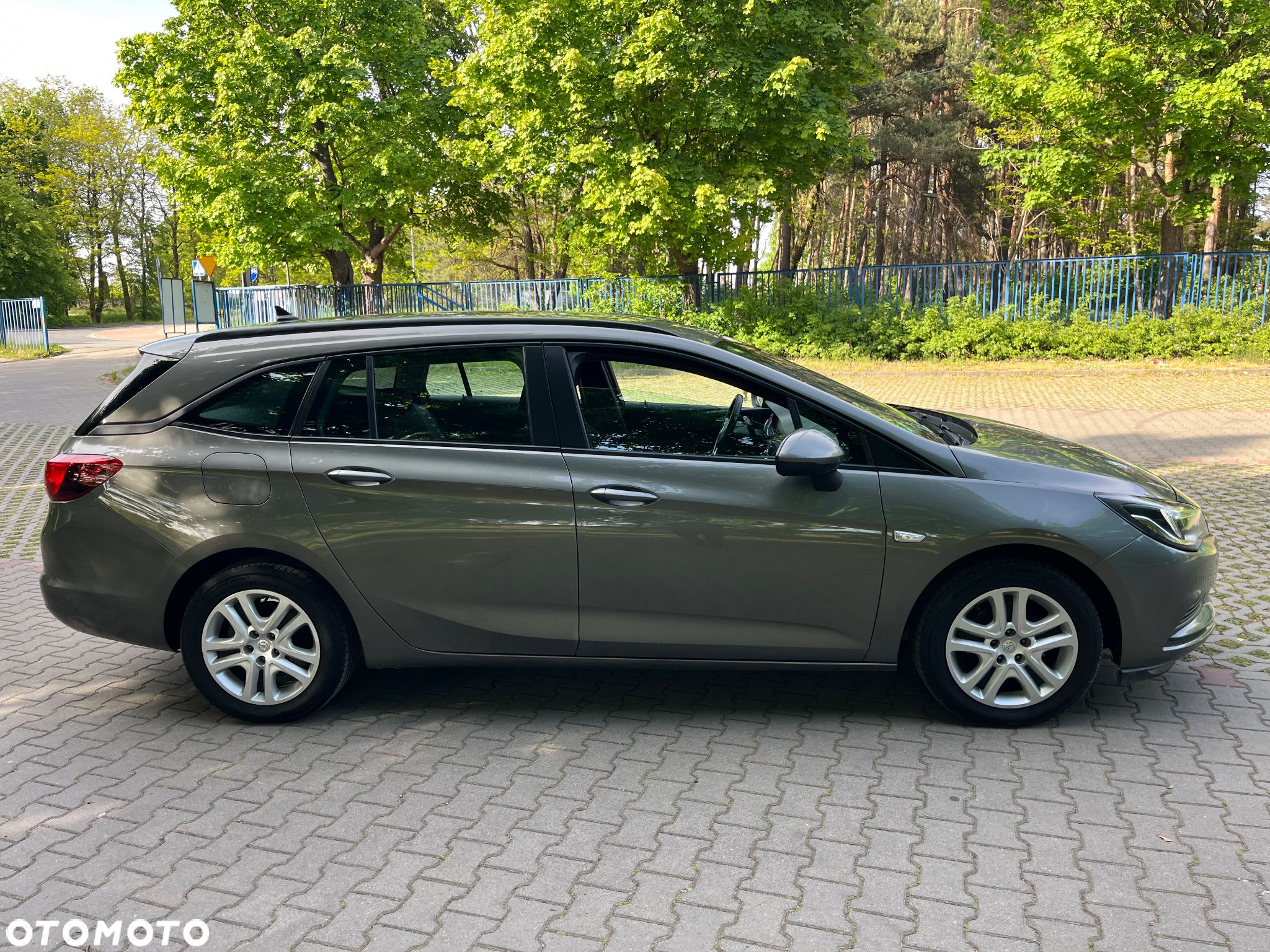 Opel Astra 1.6 CDTI Active - 12