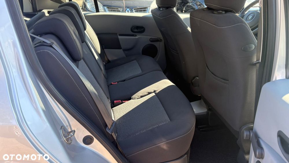 Renault Modus 1.5 dCi FAP Night and Day - 8