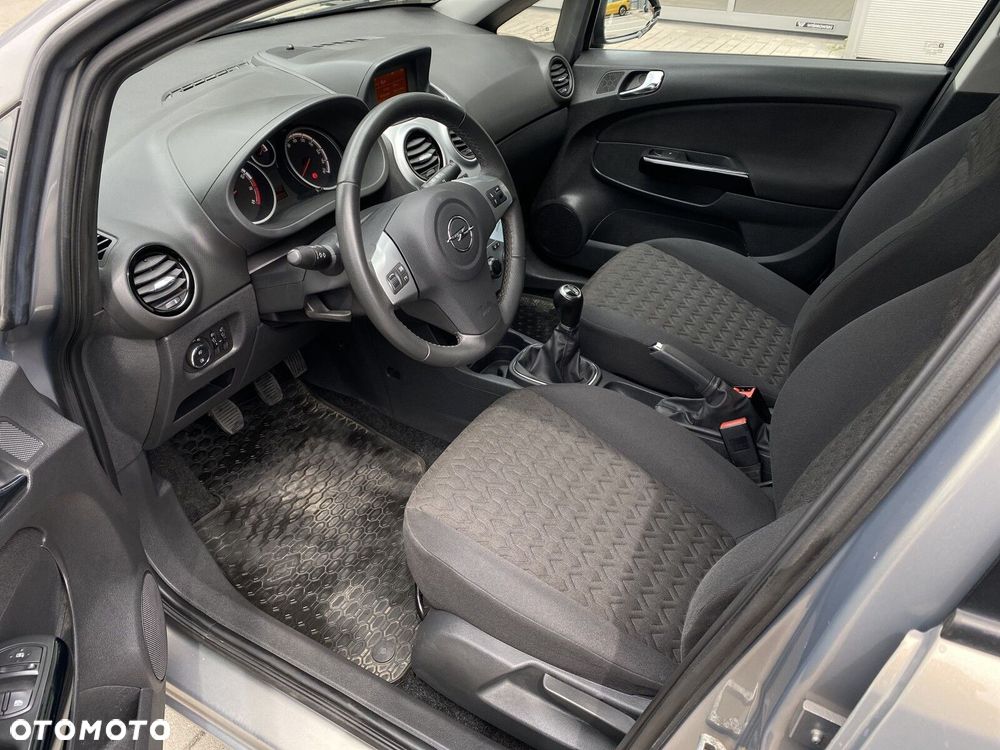 Opel Corsa 1.4 16V Graphite - 10