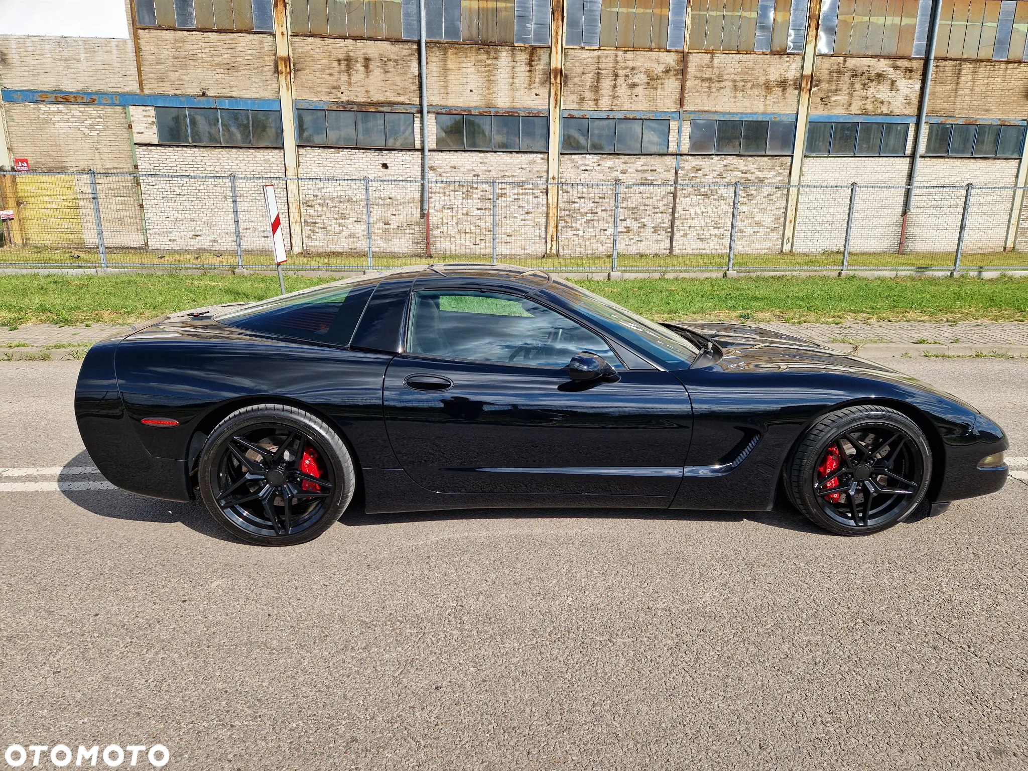 Chevrolet Corvette - 7