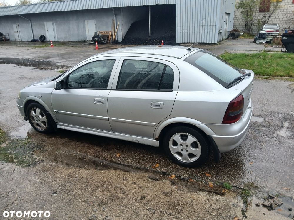Opel Astra - 3