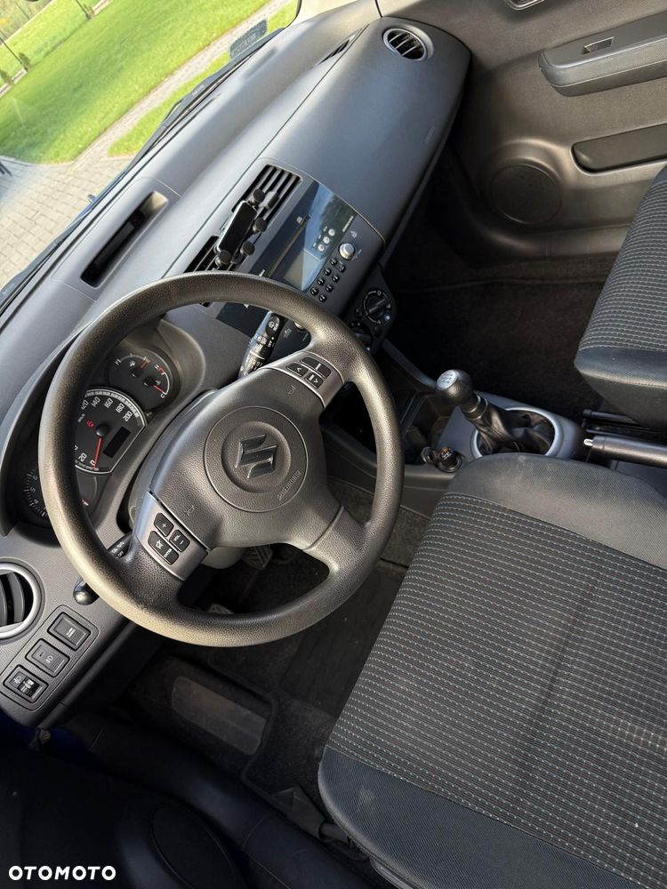Suzuki Swift 1.3 GC - 13