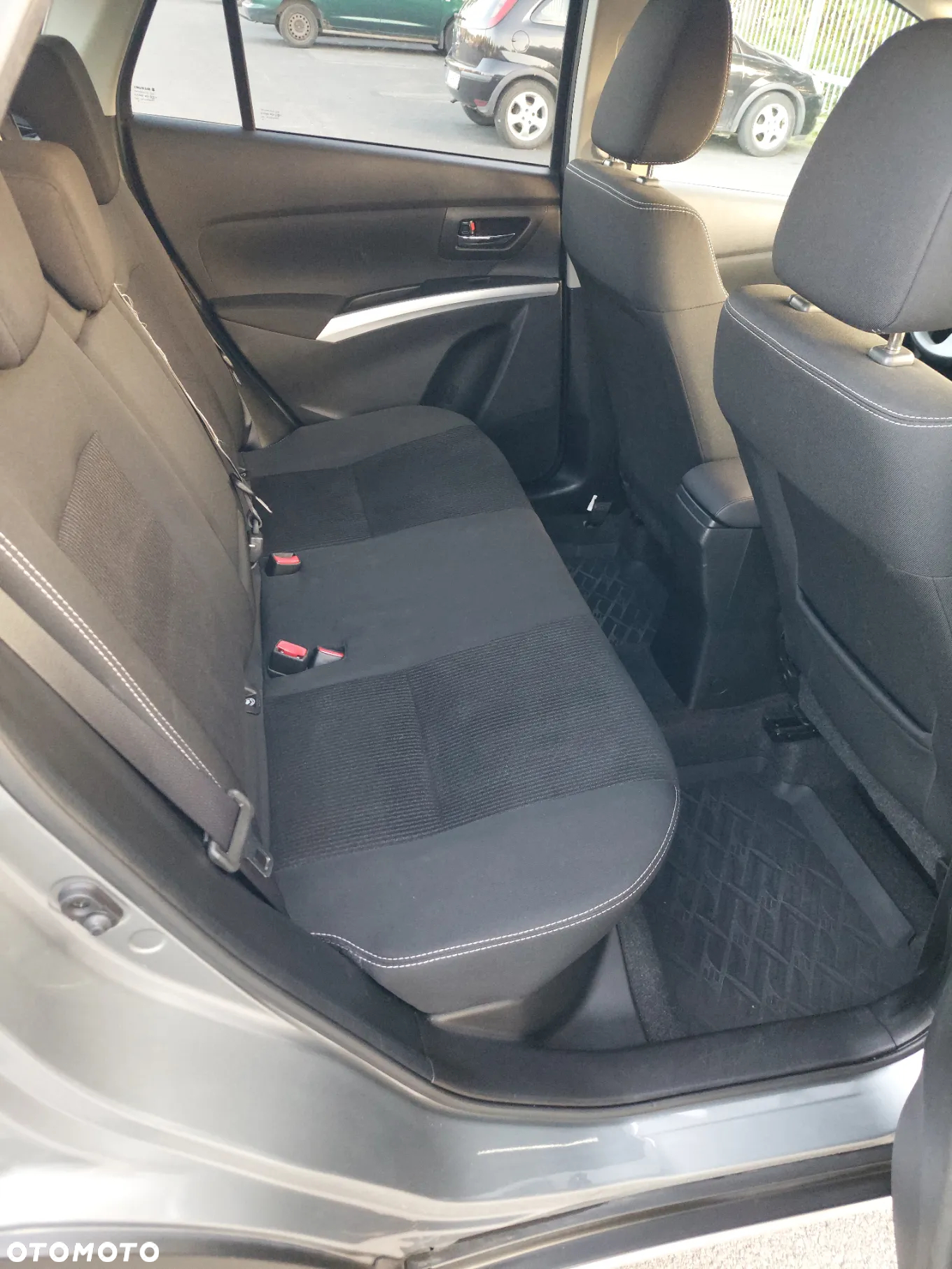 Suzuki SX4 S-Cross 1.0 T Premium - 10