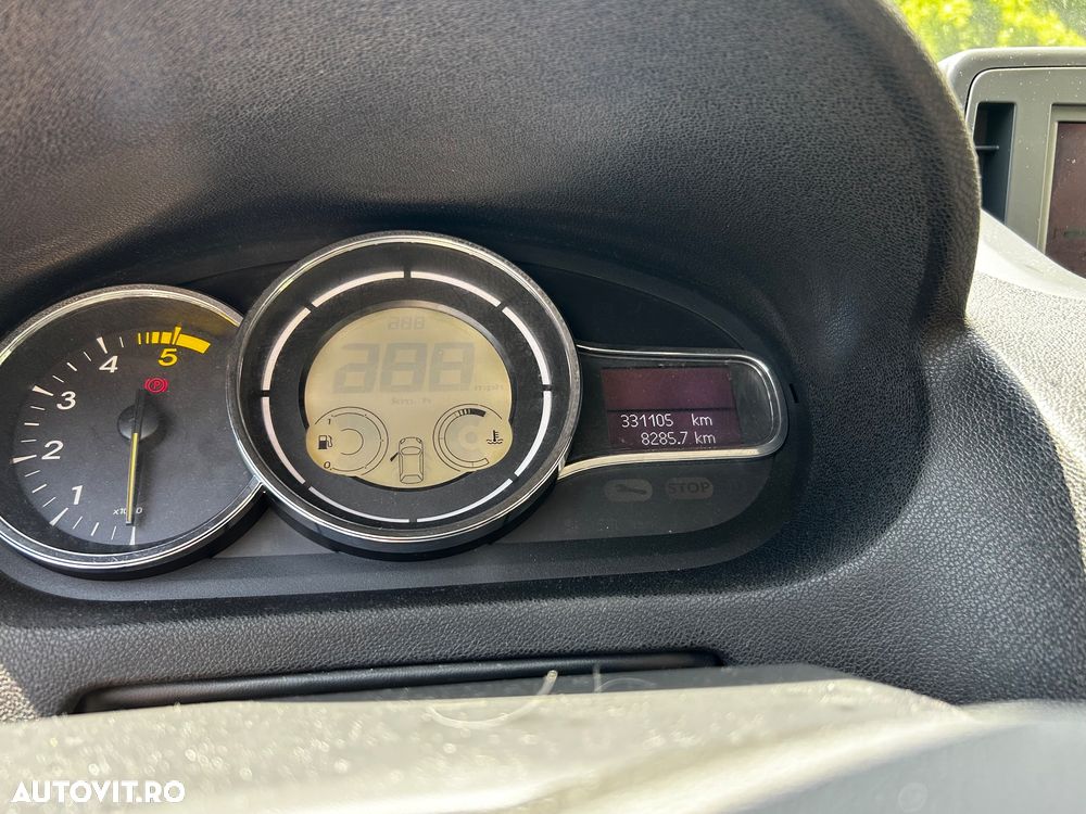 Renault Megane 1.5 dCi Dynamique - 4