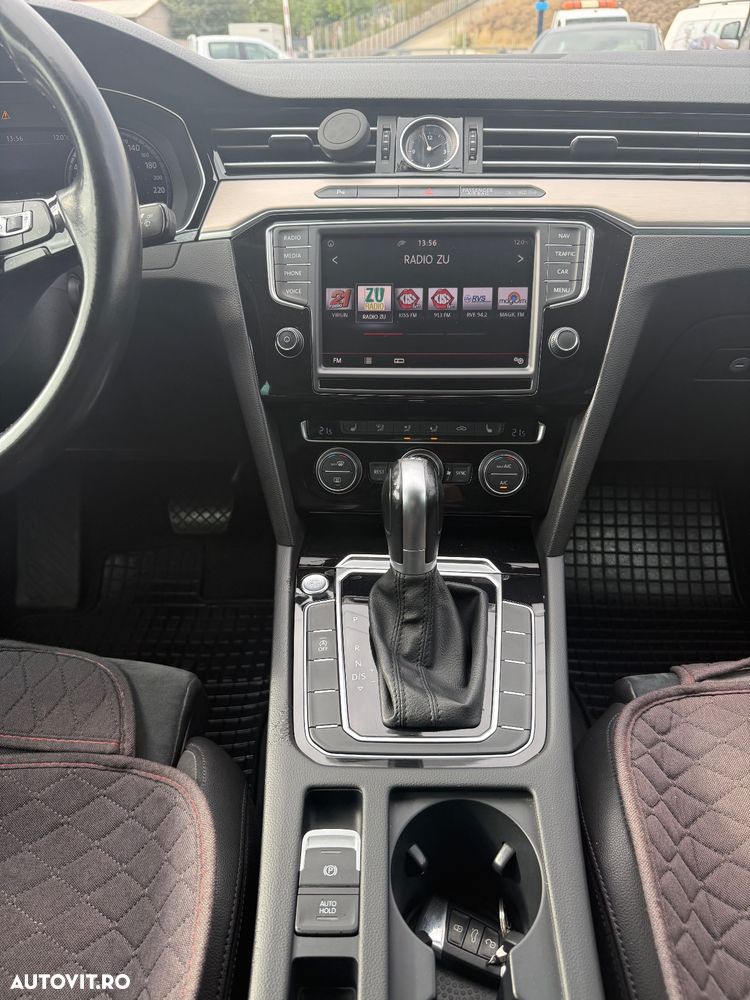 Volkswagen Passat 2.0 TDI DSG Comfortline - 7