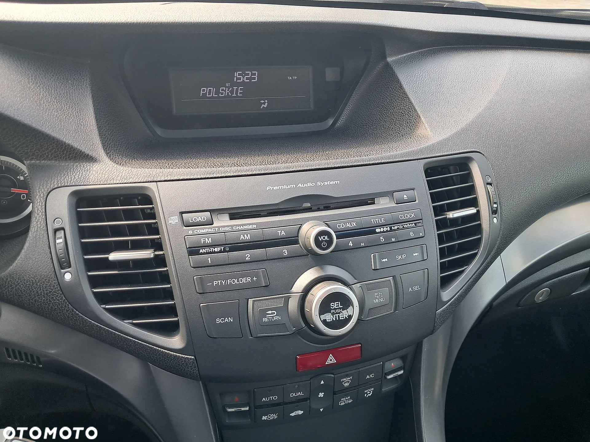 Honda Accord - 19