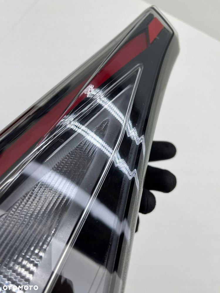 HYUNDAI I20 III N-LINE LAMPA LEWA TYŁ W KLAPĘ LED 92404-C0000 - 6