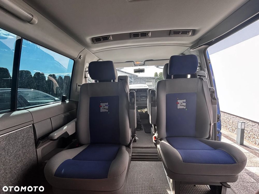 Volkswagen Multivan Standard - 16
