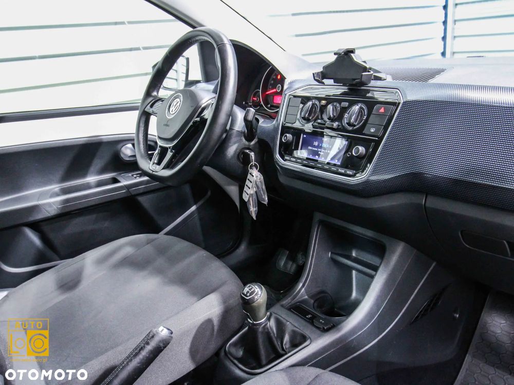 Volkswagen up! 1.0 move - 15