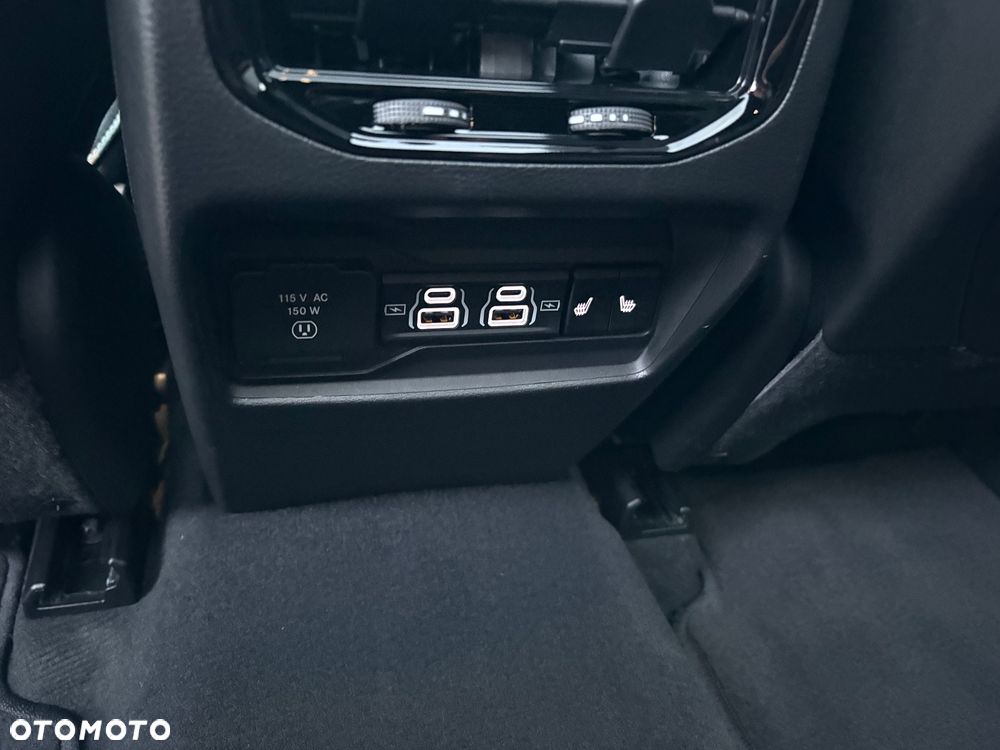 Jeep Grand Cherokee - 18