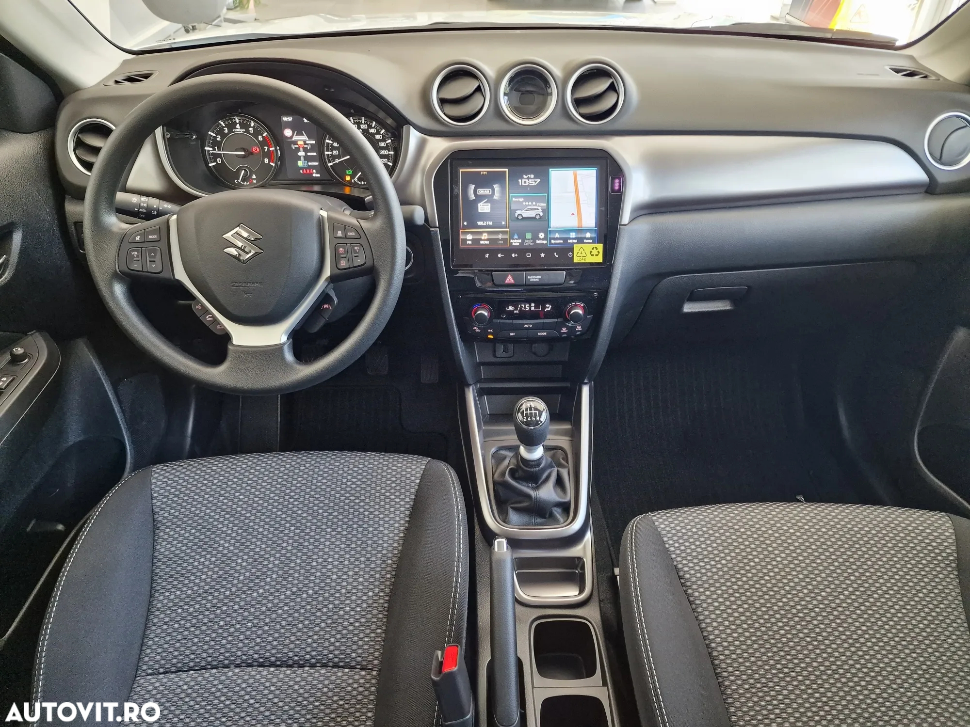 Suzuki Vitara 1.4 Boosterjet MHEV Cool - 6