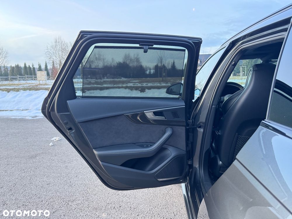 Audi S4 Limousine - 30