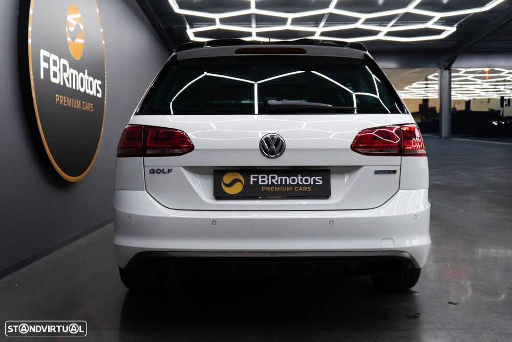 VW Golf Variant 1.6 TDi R-Line DSG - 3