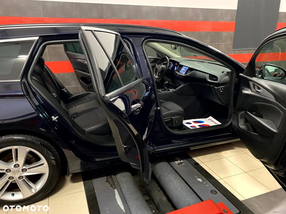 Opel Insignia 1.5 T Elite S&S - 26