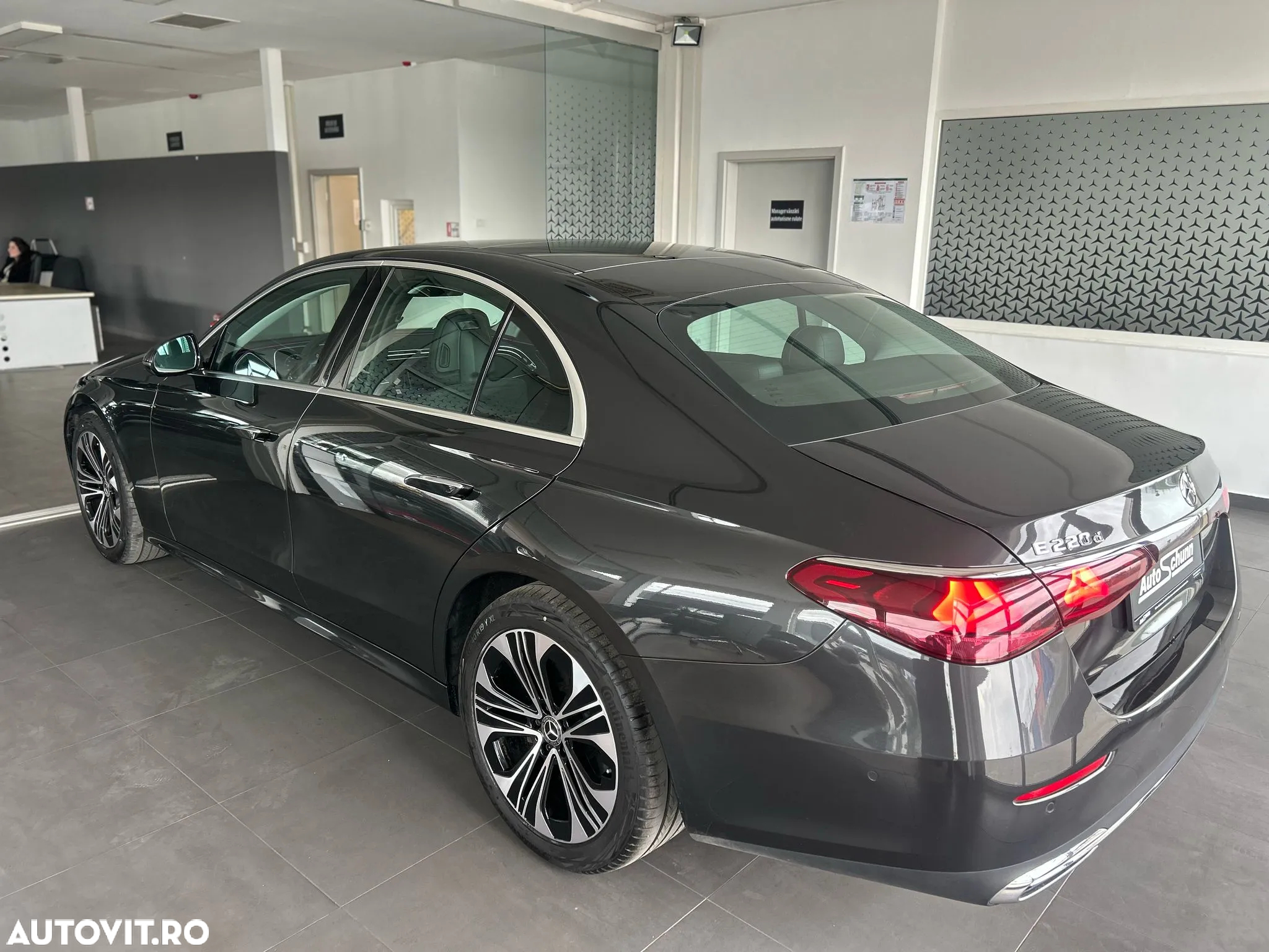 Mercedes-Benz E 220 d 9G-TRONIC Avantgarde - 9