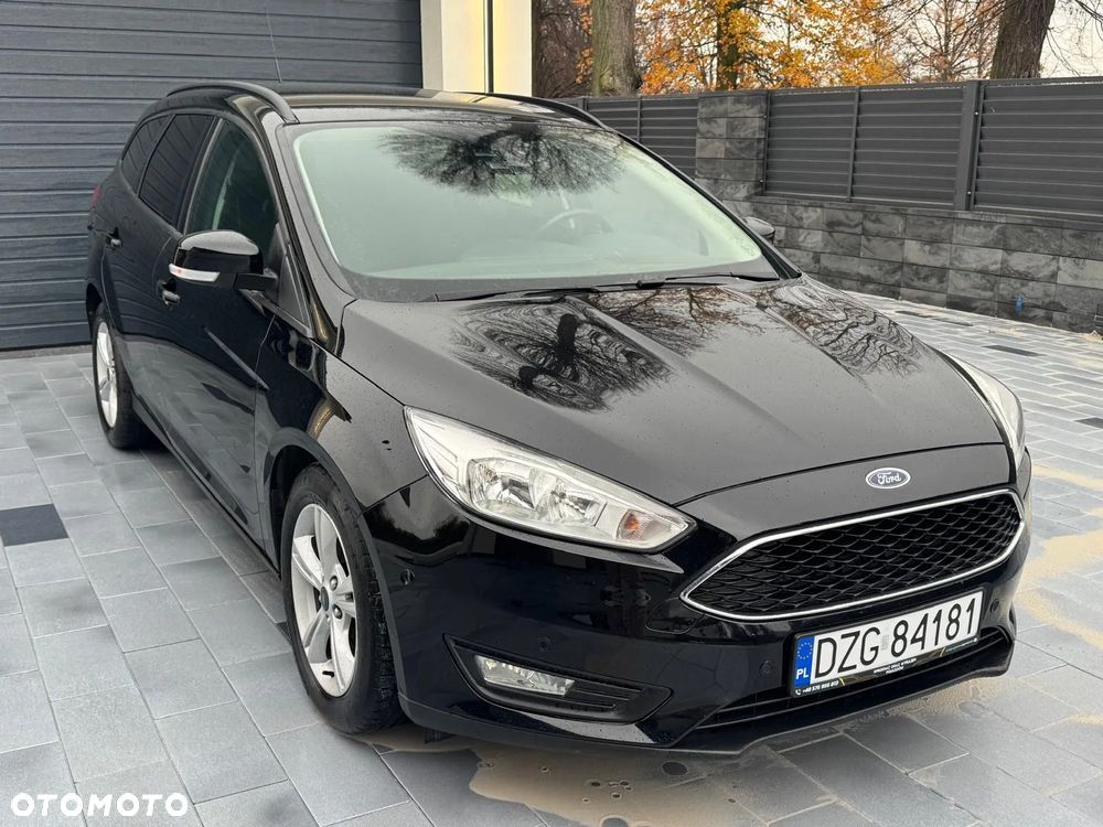 Ford Focus Turnier 1.5 EcoBlue Start-Stopp-System TITANIUM - 8