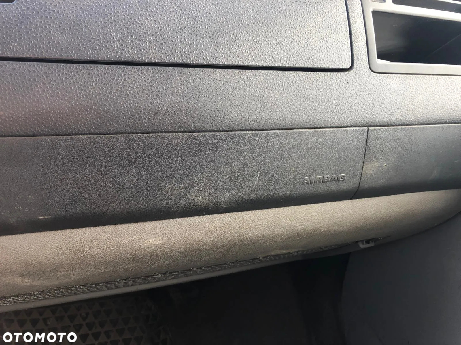 Volkswagen Transporter T5 Warsztat - 12
