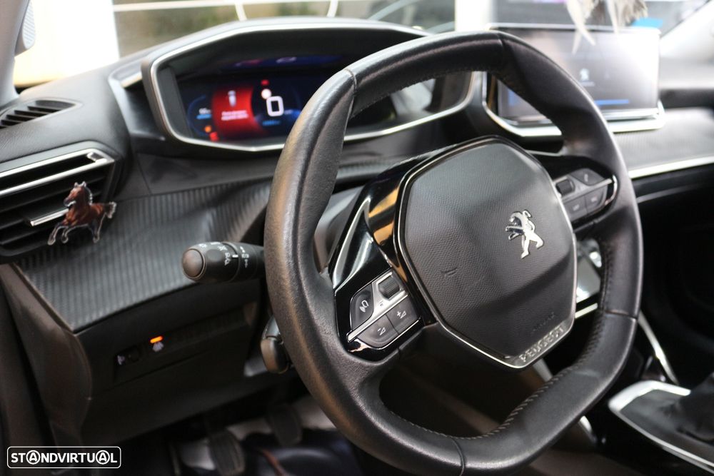 Peugeot 2008 1.5 BlueHDi Allure Pack - 54