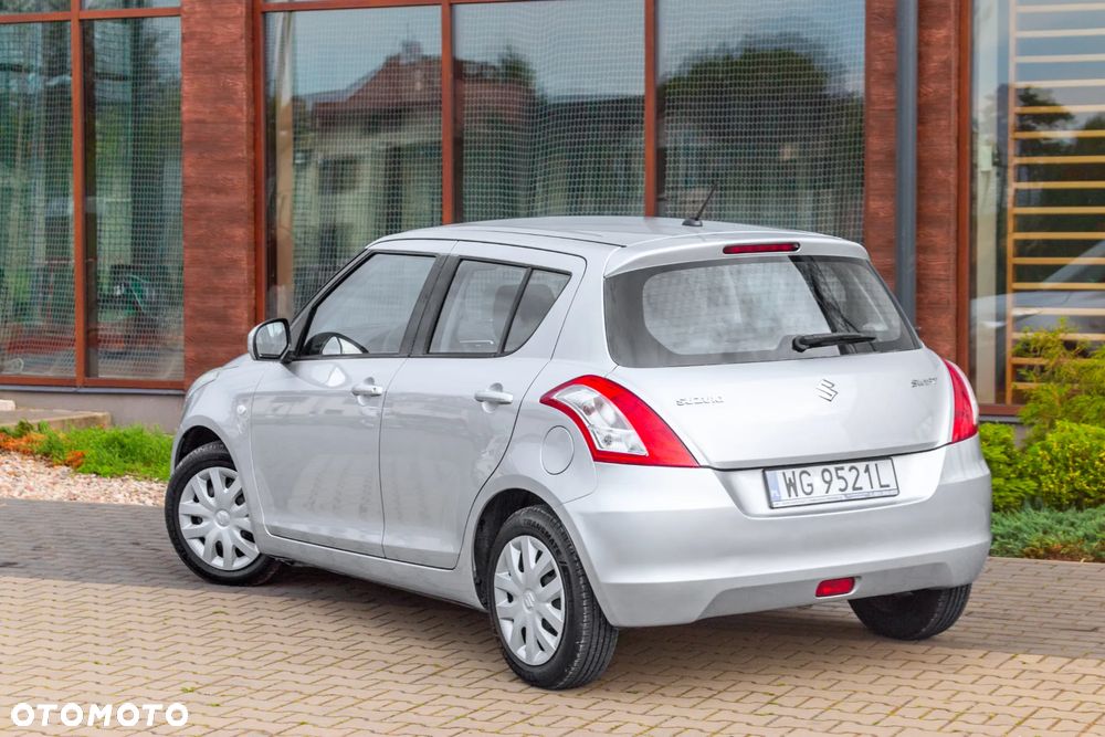 Suzuki Swift 1.2 Premium - 11