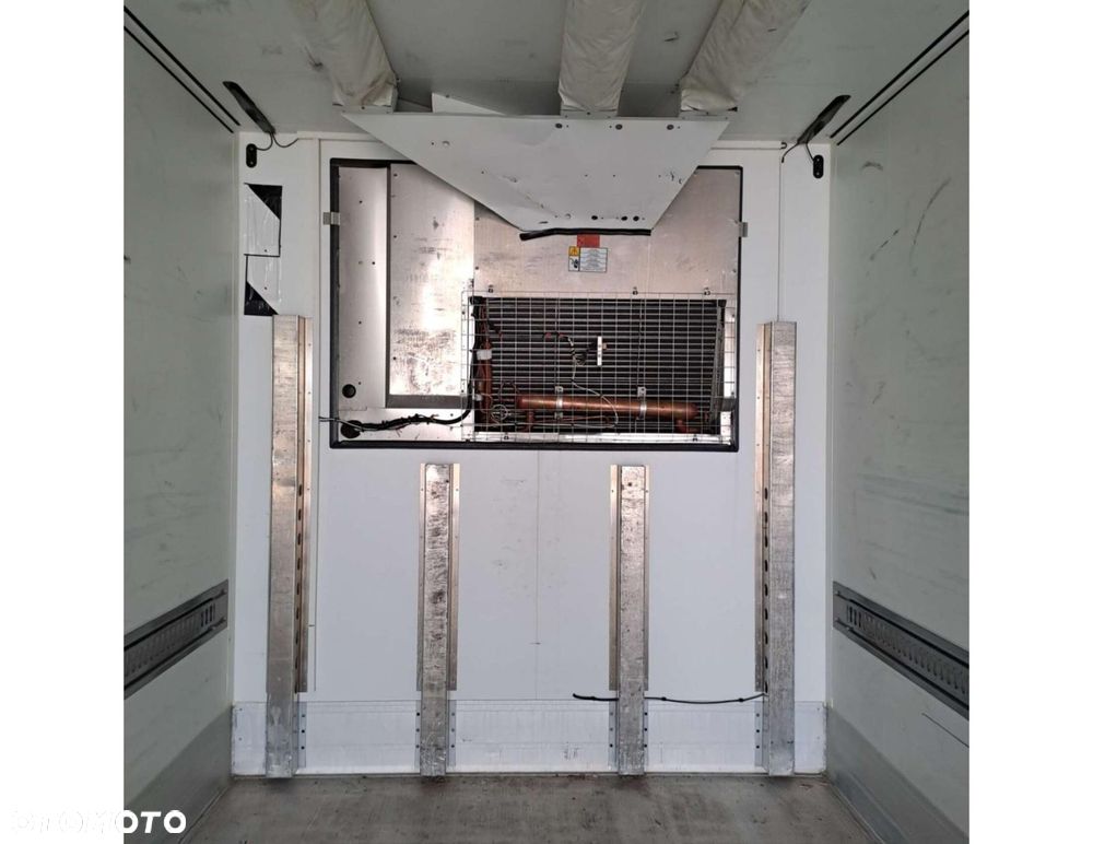 Schmitz Cargobull SKO FP 60 ThermoKing SLXi 300 - 9