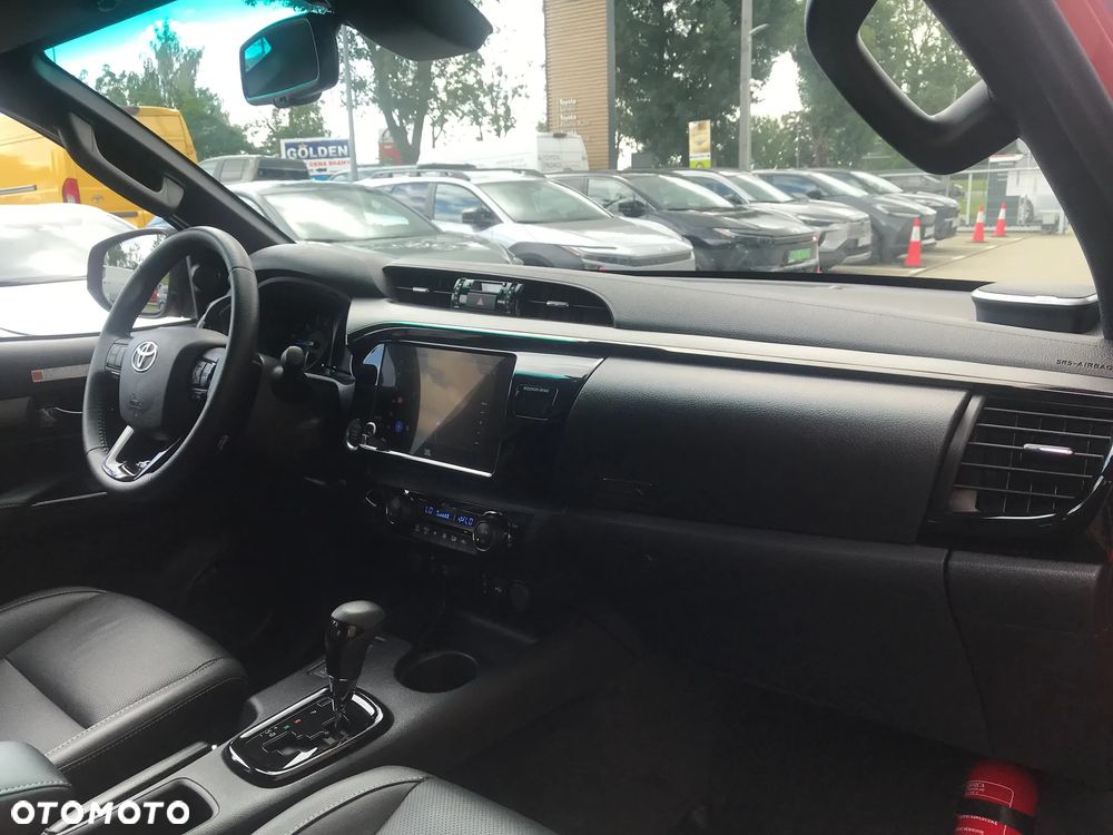 Toyota Hilux 2.8 D-4D mHEV Double Cab Invincible 4x4 - 18