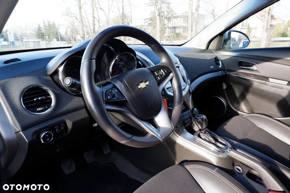 Chevrolet Cruze 1.7TD LT+ - 23