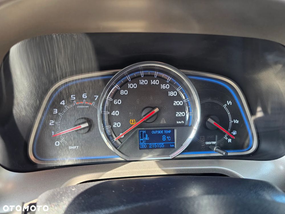 Toyota RAV4 2.2 D-4D Premium - 17