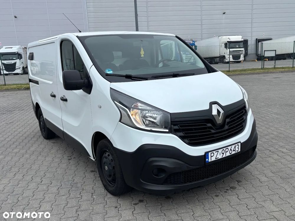 Renault trafic - 1