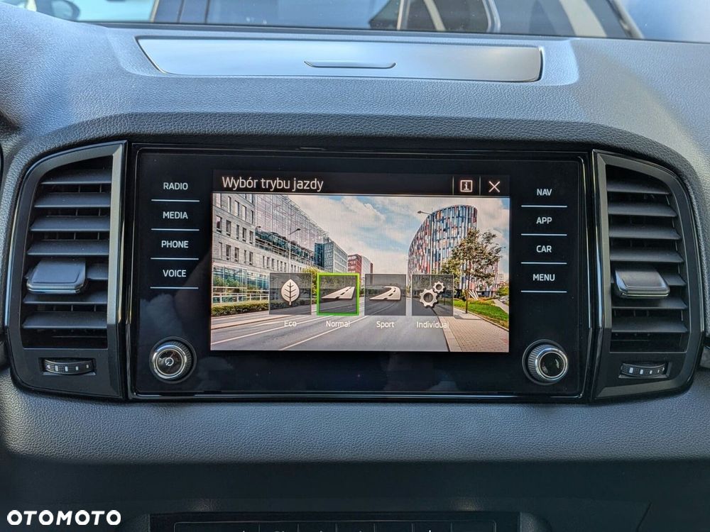 Skoda Karoq 1.5 TSI ACT Sportline DSG - 23