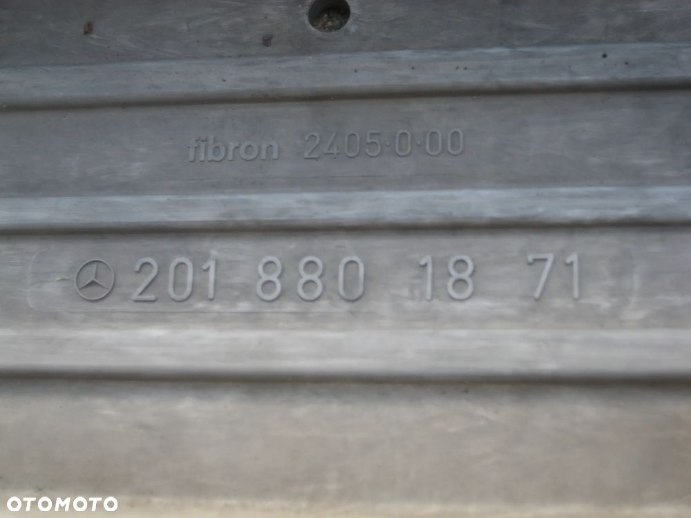 mercedes 190 201 w201 89-93r belka zderzaka tył 2018801871 - 8