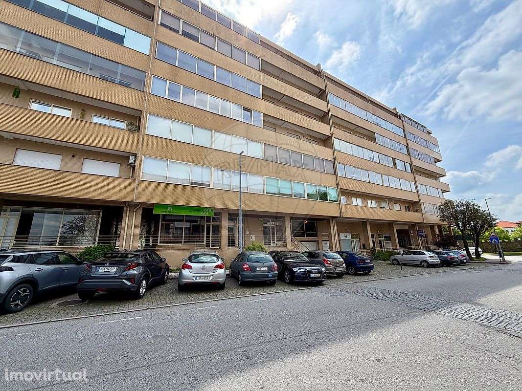 Apartamento T3 para arrendamento - Grande imagem: 2/32