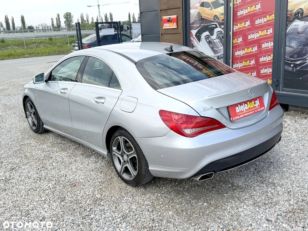 Mercedes-Benz CLA 250 4Matic 7G-DCT AMG Line - 5