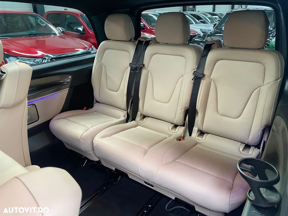 Mercedes-Benz V 300 Combi Lung 231 CP RWD 9AT MHEV Exclusive - 22