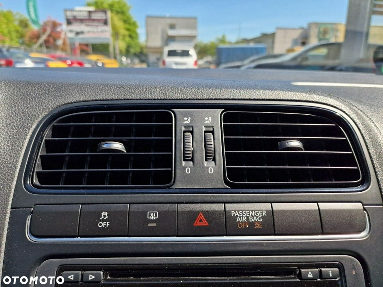 Volkswagen Polo 1.6 TDI DPF Highline - 17